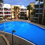Beautiful Mar Con 4 Posti Letto E 3 Piscine 아파트 *