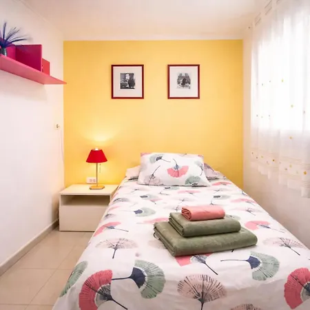 Beautiful Mar Con 4 Posti Letto E 3 Piscine 아파트 *