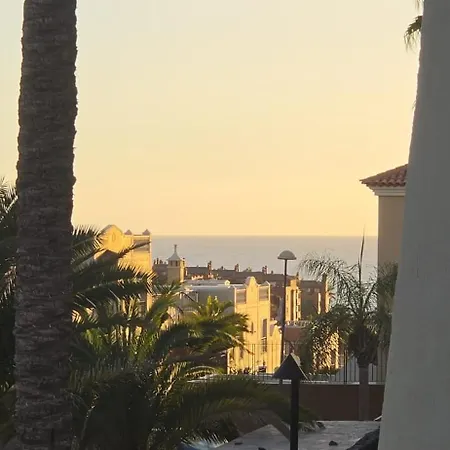 Tenerife South Apartment, 3 Pools, Sea View, Near Cristianos Apartment *