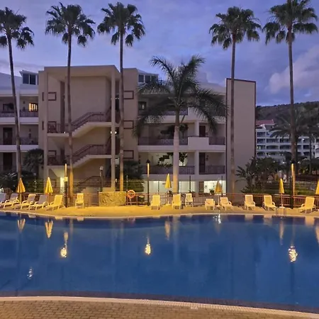 Tenerife South Apartment, 3 Pools, Sea View, Near Cristianos