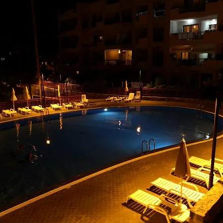 Beautiful Mar Con 4 Posti Letto E 3 Piscine Appartement